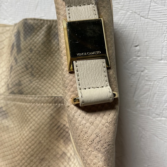 Vince Camuto Metallic Snakeskin Hobo bag ML - Picture 7 of 8